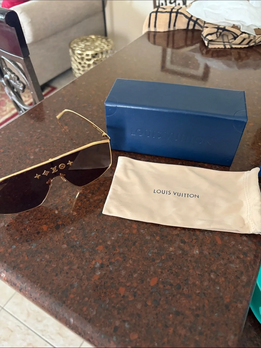 Louis Vuitton Gold Frame Brown Shield Sunglasses in PRICE NONNEGOTIABLE